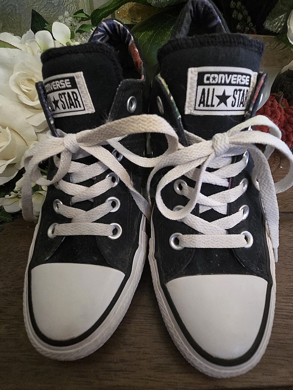 Converse All Star Madison with cushioned tongue and floral lining
